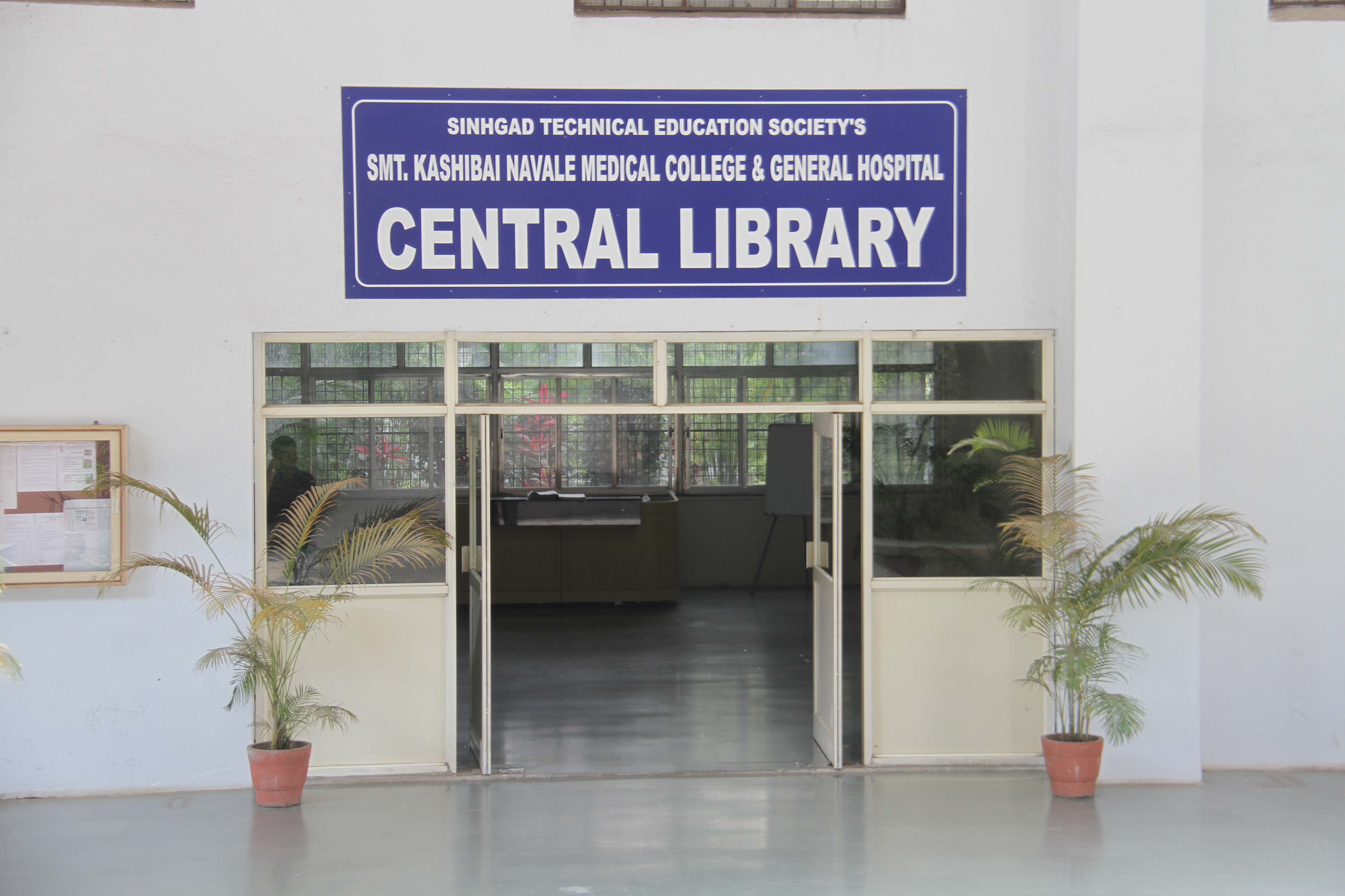 Smt.Kashibai Navale Medical College and General Hospital,Pune